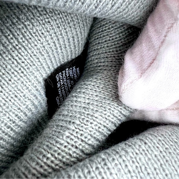 HURLEY 2 PACK BEANIE SET, GREY & BLACK, ONE SIZE FITS ALL, MAX WARMTH UNISEX - Picture 11 of 12